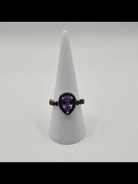 Sterling Silver 925 Pear-Cut Purple Ring – Vintage Style Halo
